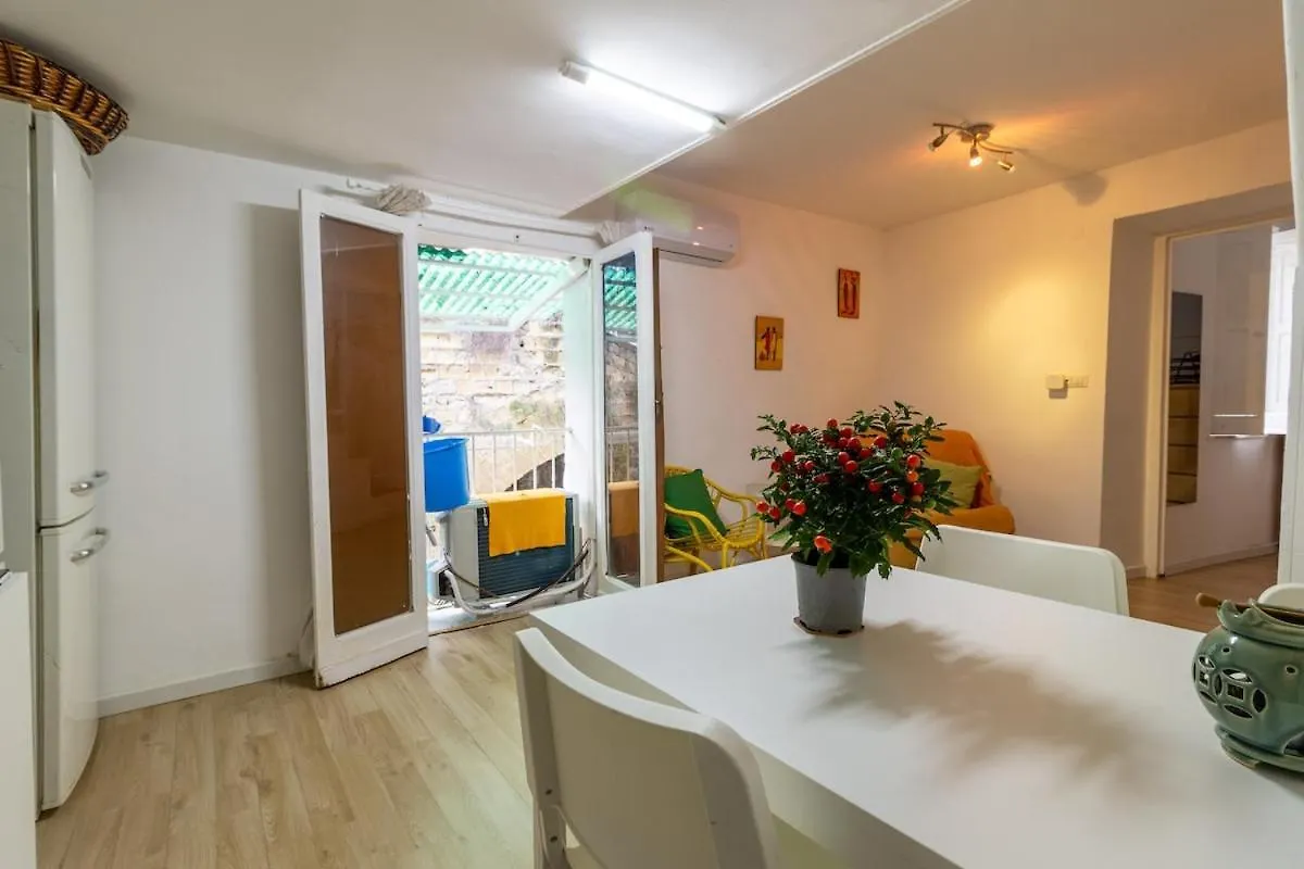 A' Casarell' E Lell' Apartment Naples 0*,