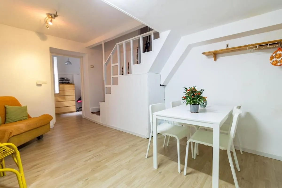 A' Casarell' E Lell' Apartment Naples
